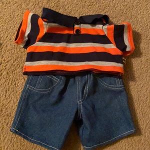 Build a bear shirt and shorts